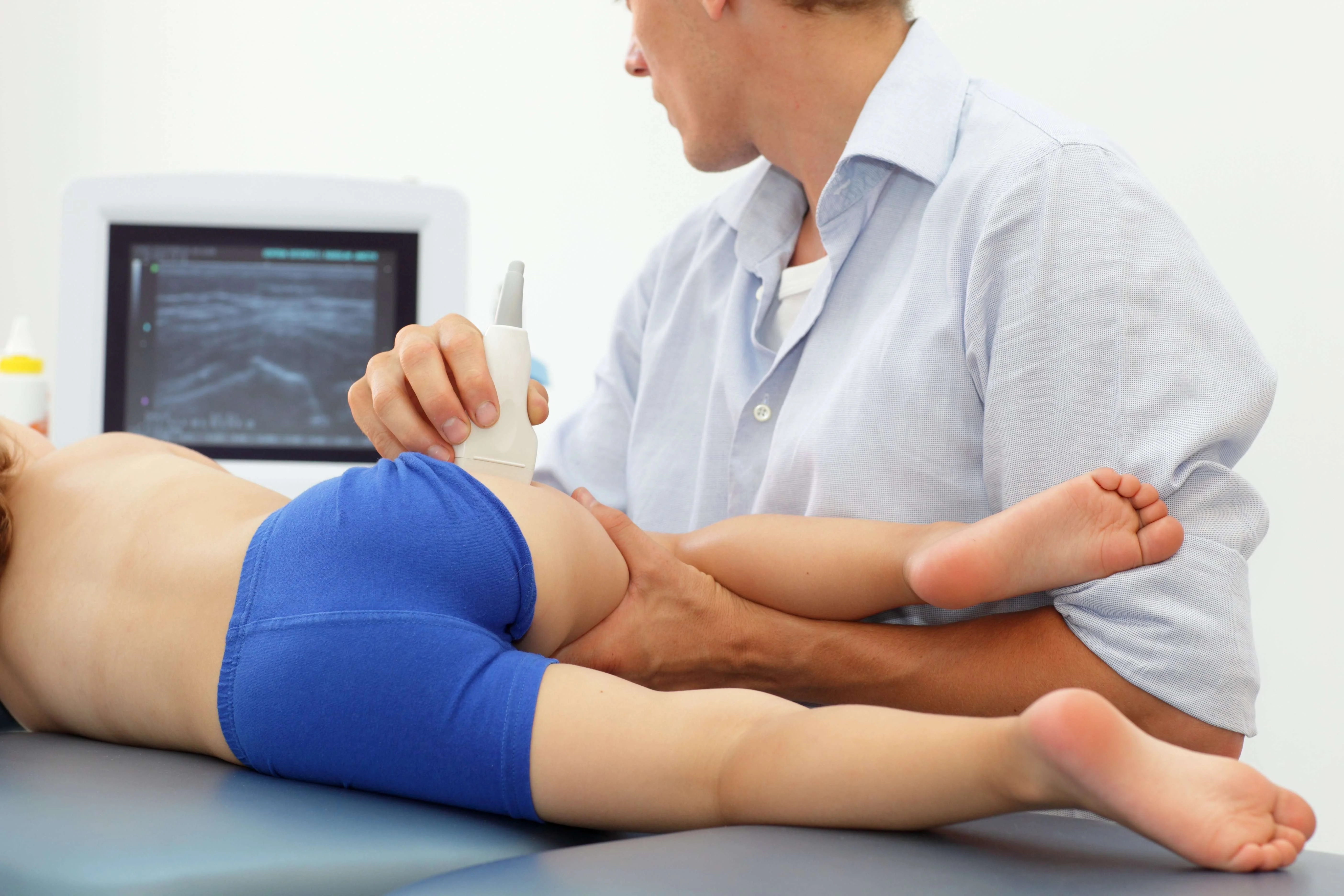 Child hip pain ultrasound