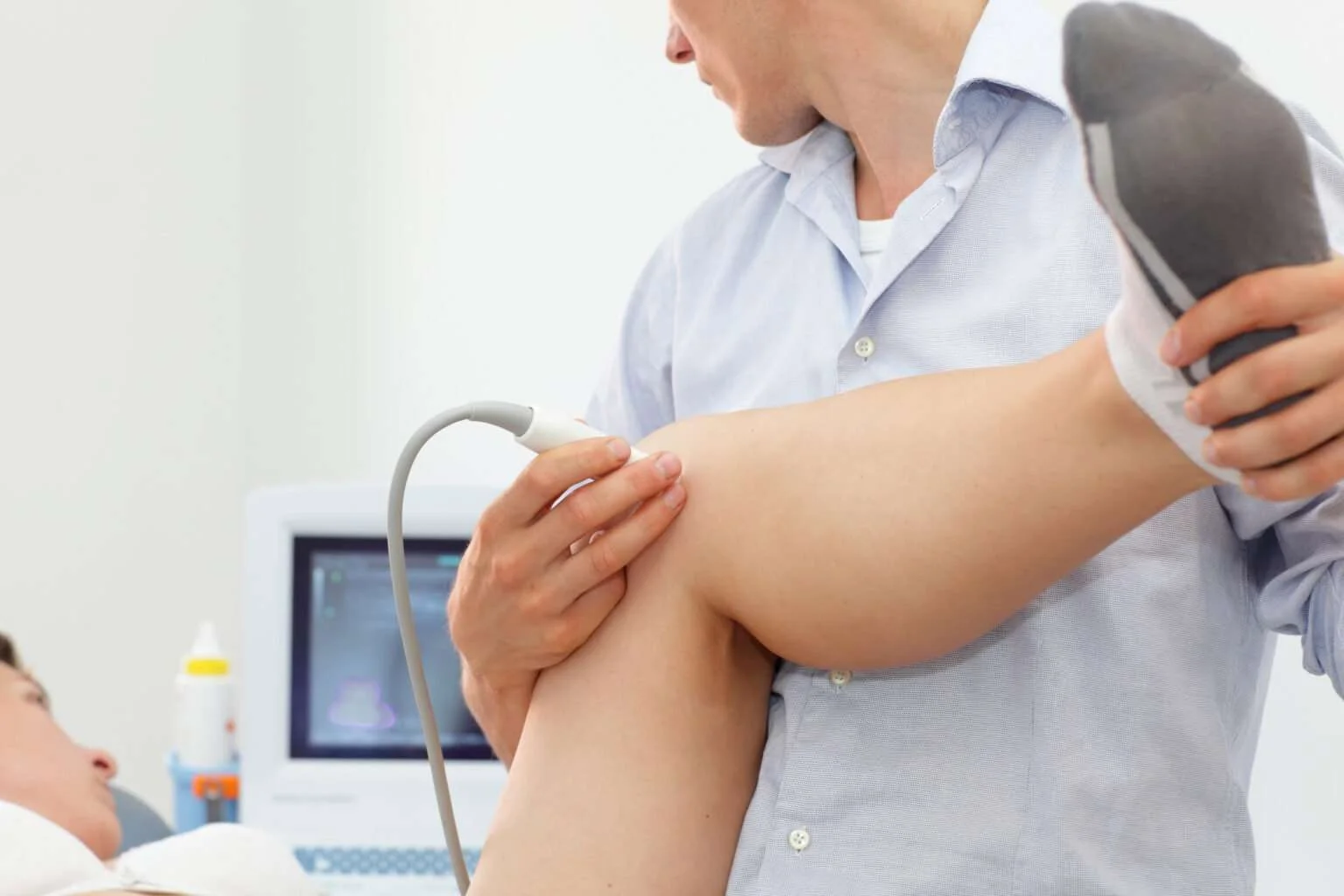 Knee pain ultrasound